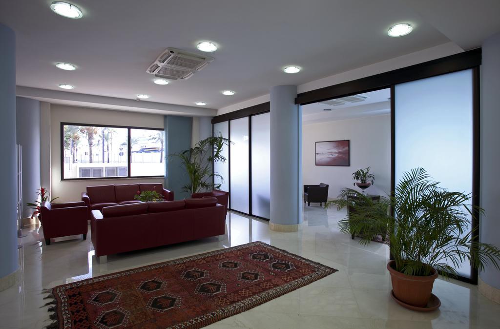Hotel Tiziano Trapani Buitenkant foto