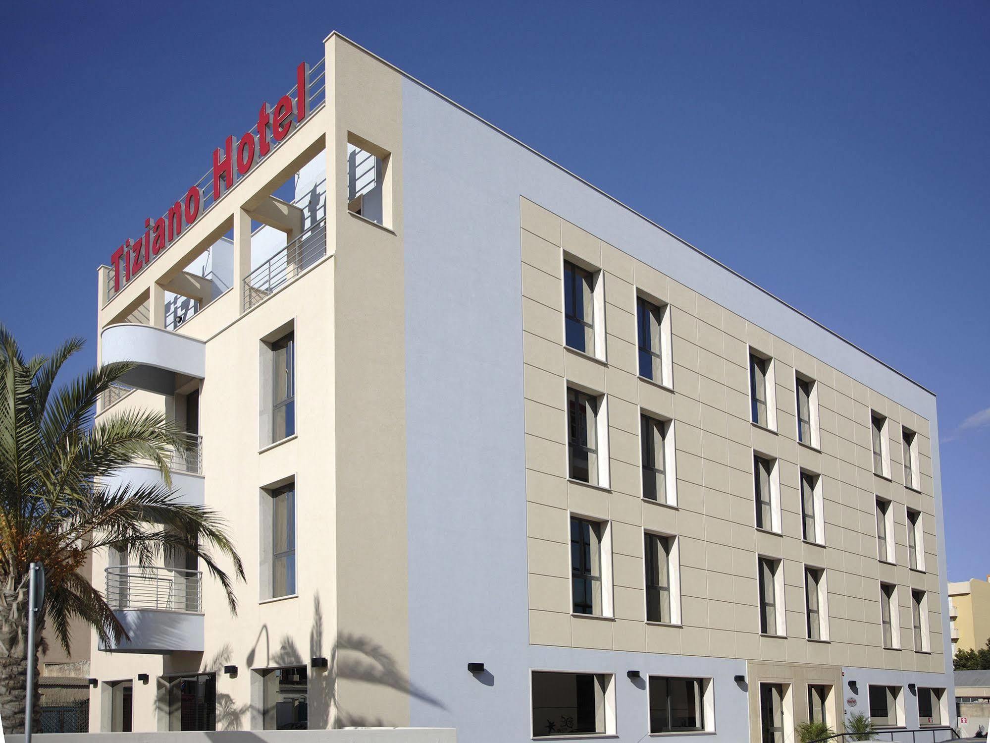 Hotel Tiziano Trapani Buitenkant foto